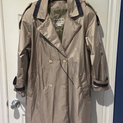 J. Gallery Beige trenchcoat