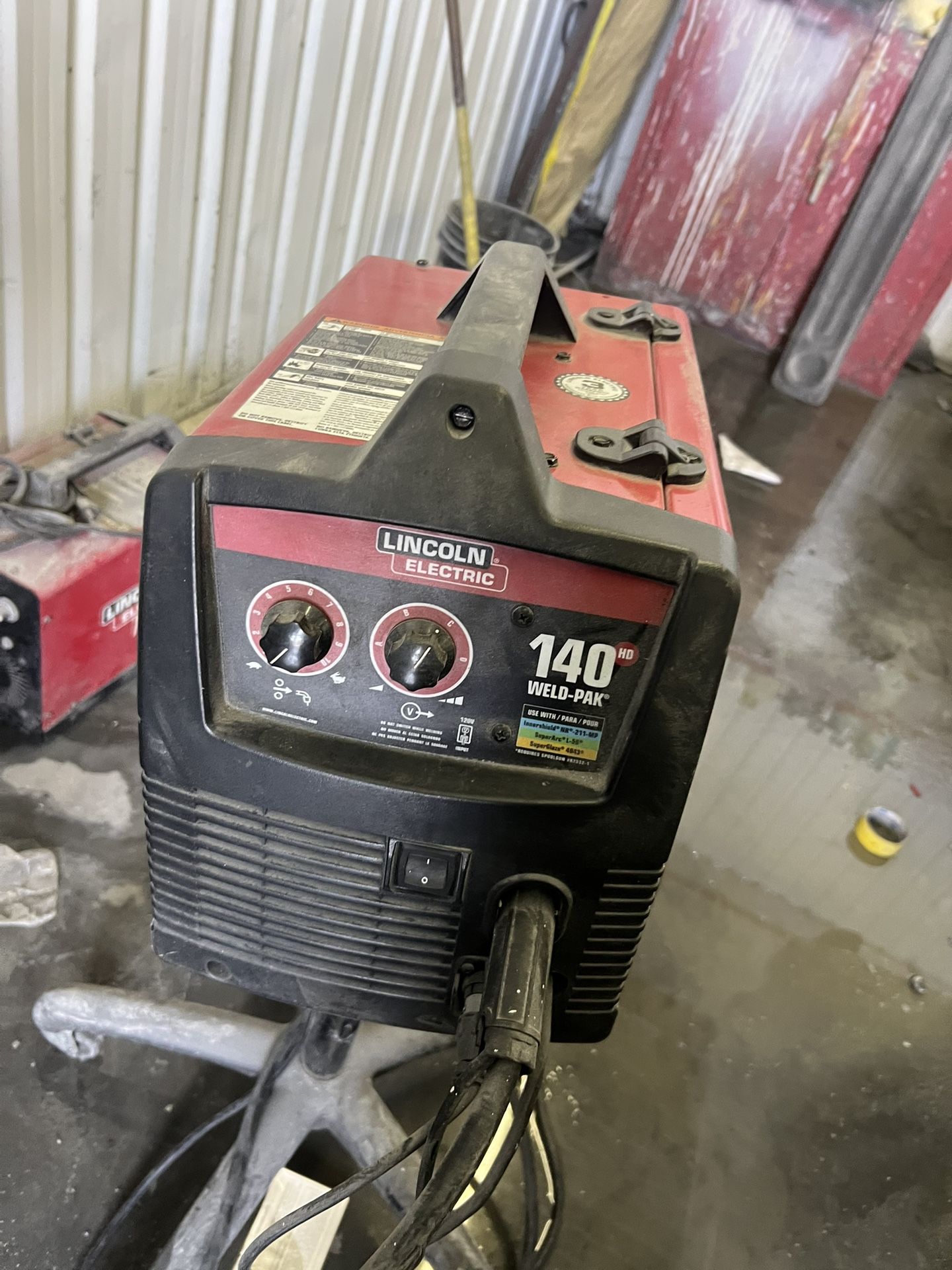 Almost New Welder Great Condition Missing Gun