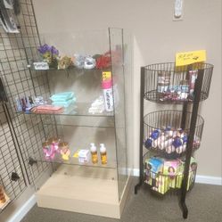 2 Sided Rolling Glass Display Shelving Cases 5 Total Includes End Cap And Hardware