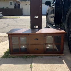 Free TV Stand 