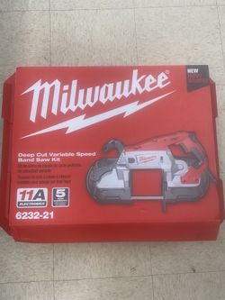 Milwaukee Deep Cut Variable Speed Band Saw Kit 