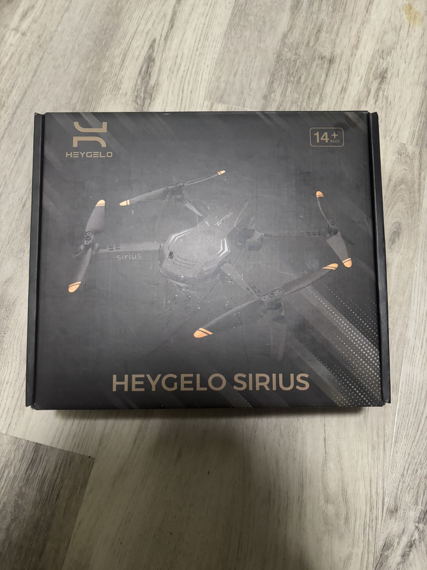 Heyglo Drone *Brand New