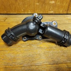 BMW Thermostat Housing Kit Assembly E46 E39 X5 X3 Z3