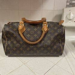 A real Louis Vuitton handbag older model