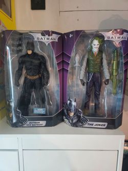 Dark Knight Batman New Batsuit and The Joker 10 Inch Action figure Mattel 2008