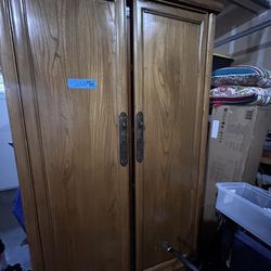 4 piece sturdy beautiful CUSTOM MADE WOOD FURNITURE