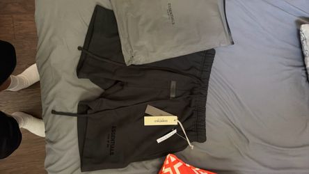Essential  short medium