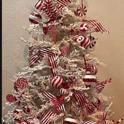4”ft White Christmas Tree W/ Ornaments