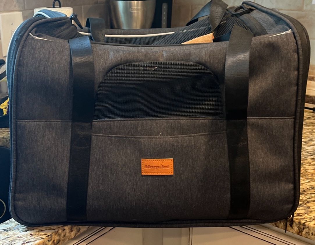 Soft Sided Pet Carrier 18 X 12.5 X 14.