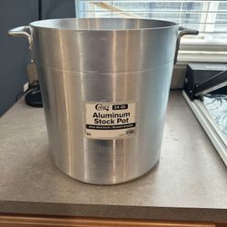 24 Quart Aluminum Stock Pot with spout