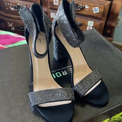 Very Nice New Size 9 High Heels 