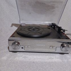 Crosley Am/Fm Radio Turntable 
