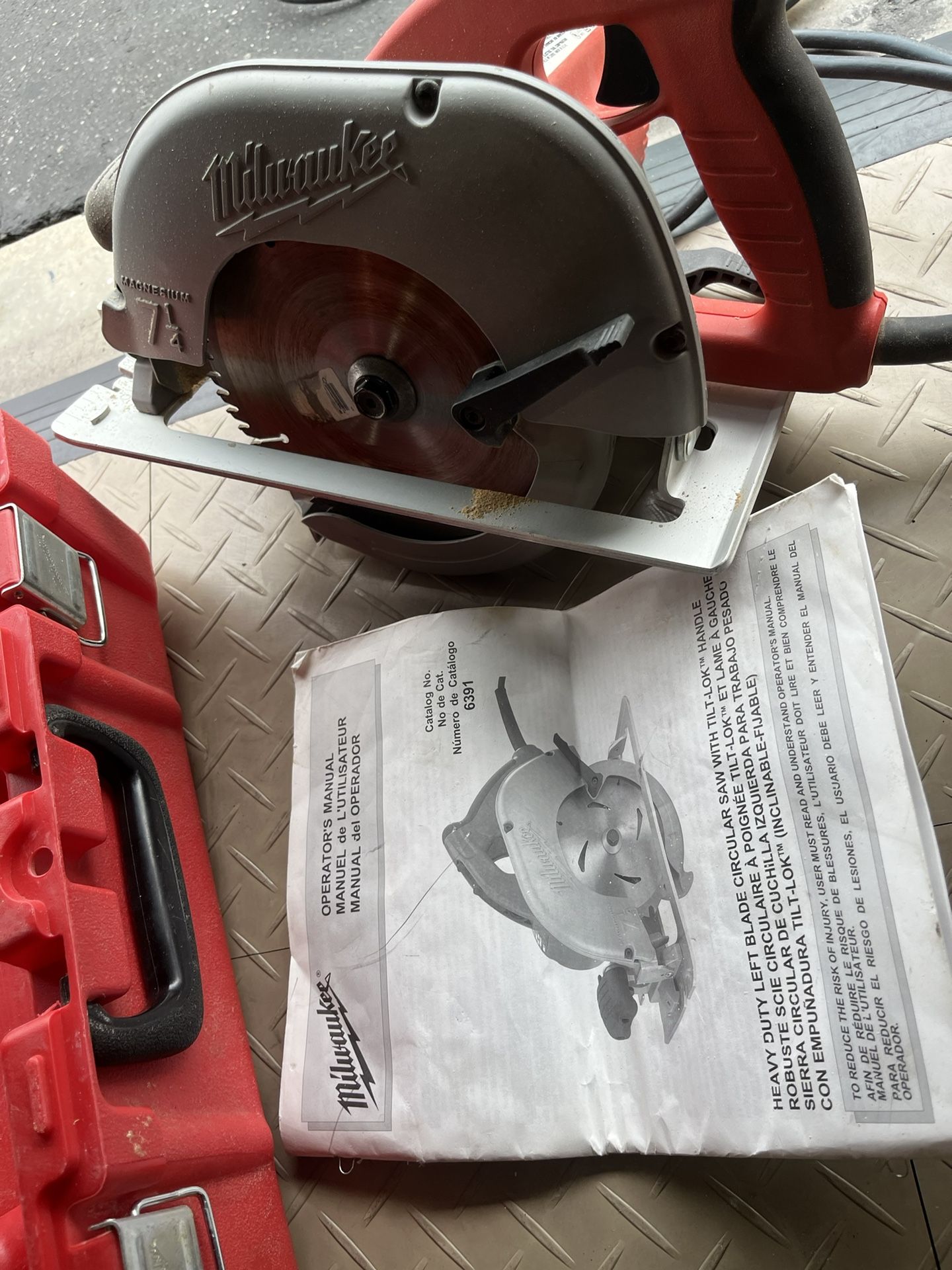 Milwaukee 7 1/4” Circular Saw Corded