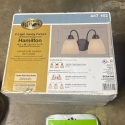 2-lite Vanity Fixture Hamilton