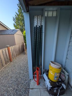 10 T posts with driver