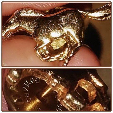 VINTAGE BRASS MUSTANG HORSE STUD PIN BROOCH JEWELRY COLLECTABLE
