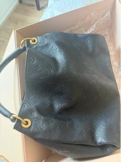 Louis Vuitton women’s purse