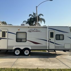2011 Jay Flight Trailer With A Slide Out 