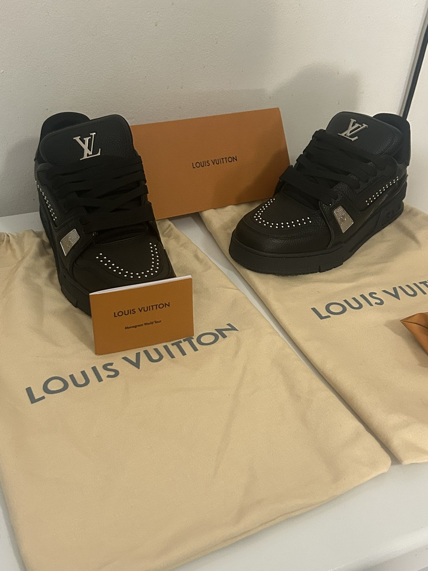 Louis Vuitton 