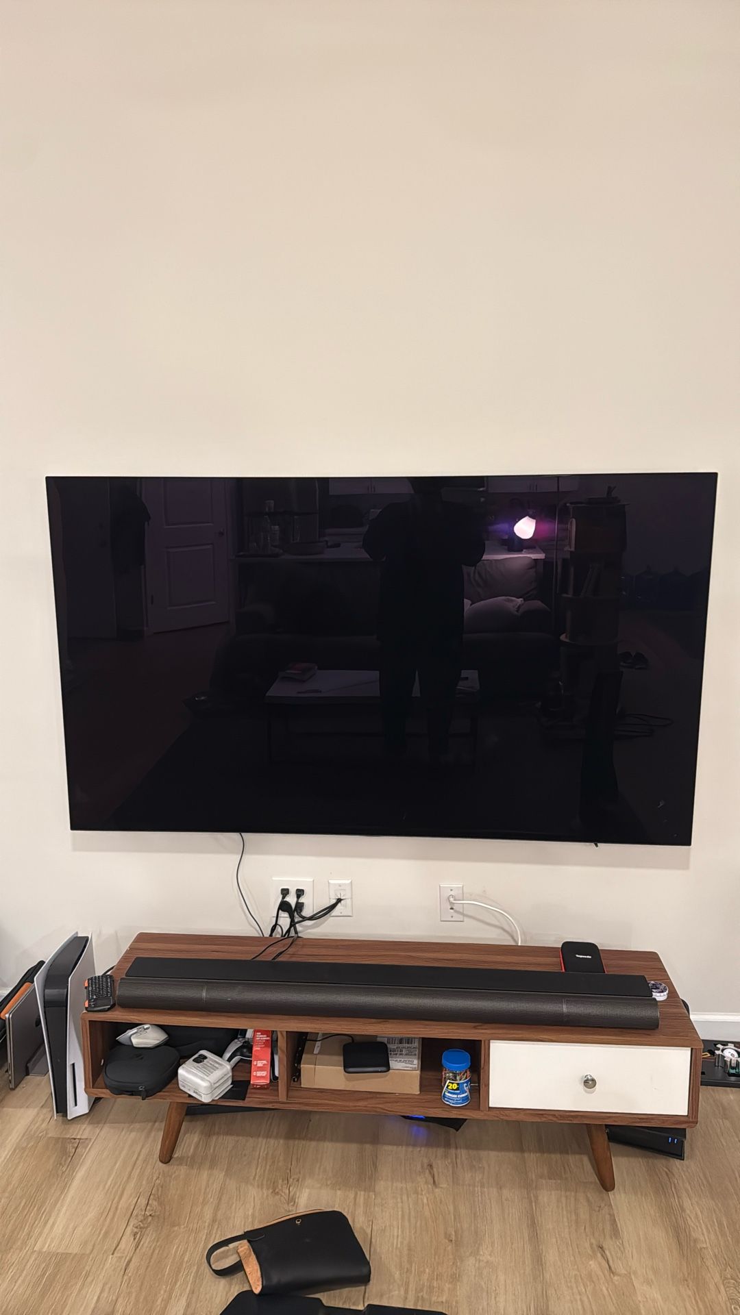 LG OLED 77 INCH