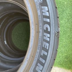 Set Of 4 Used Michelin Tires 225/45/17 