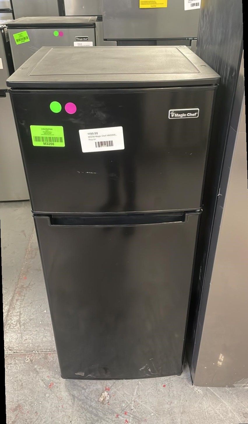 Magic Chef HMDR450BE 4.5 cu. ft. 2 Door Refrigerator