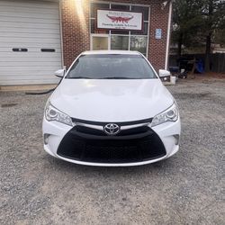 2016 Toyota Camry 