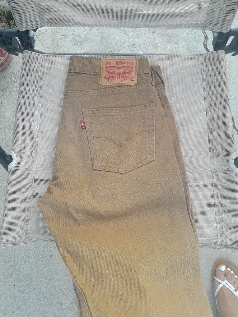 Levi Size 30×30