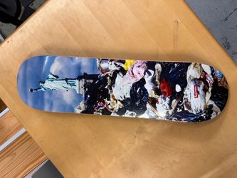 supreme trash skateboard deck