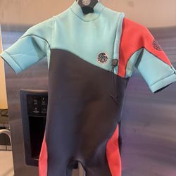 Wetsuit