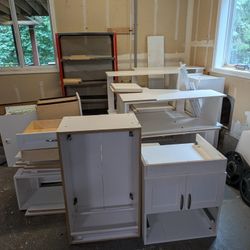 Free Cabinets