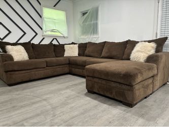 HAVERTYS PLUSH USED MOCHA 3PC SECTIONAL SET…$499 OBO…ALL OFFERS WELCOME!!