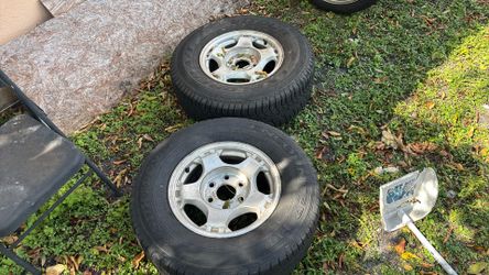 Silverado Or Gm rims and tires