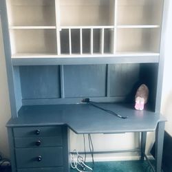 Wood Desk With Hutch