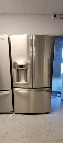 LG French Door Fridge – Stainless, Ice & Water, Clean