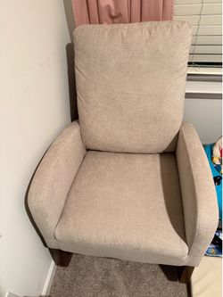 Nursery rocking chair (brand new)