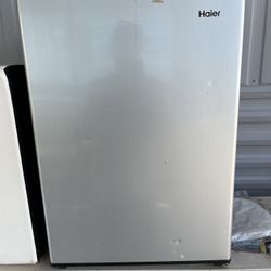 Small Frig Works Great Ice Cold 