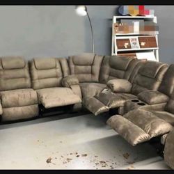 ⚡️ Brand New✨ Cobblestone 3 Piece Reclining Sectional Sofa☄️ $39 Down Payment💯 Delivery Available🚚
