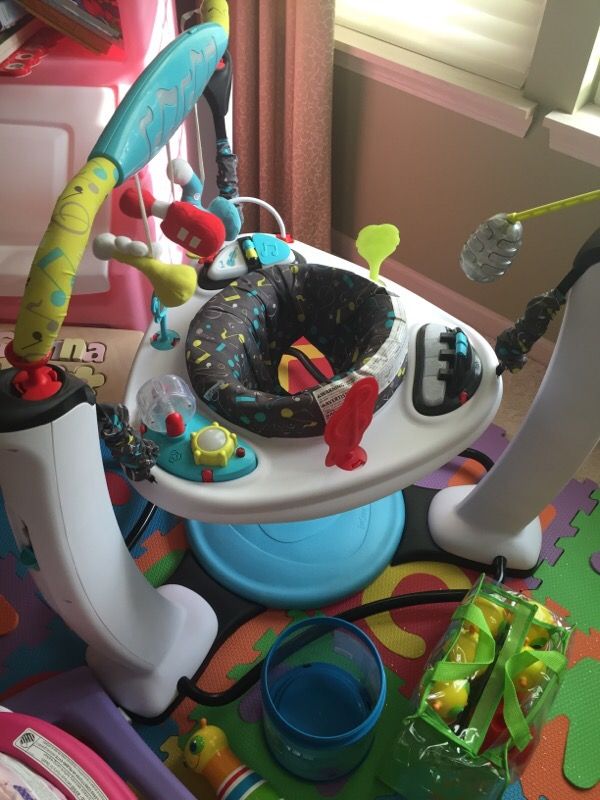 Fisher price exersaucer for Sale in Homer Glen, IL OfferUp