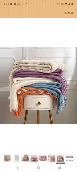 BOURINA fluffy chenille throw (NEW)