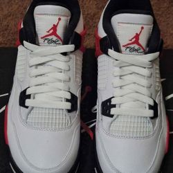 AJ4 Retro (GS) "Red Cement" Size 5y 