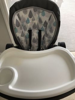 High chair baby trend