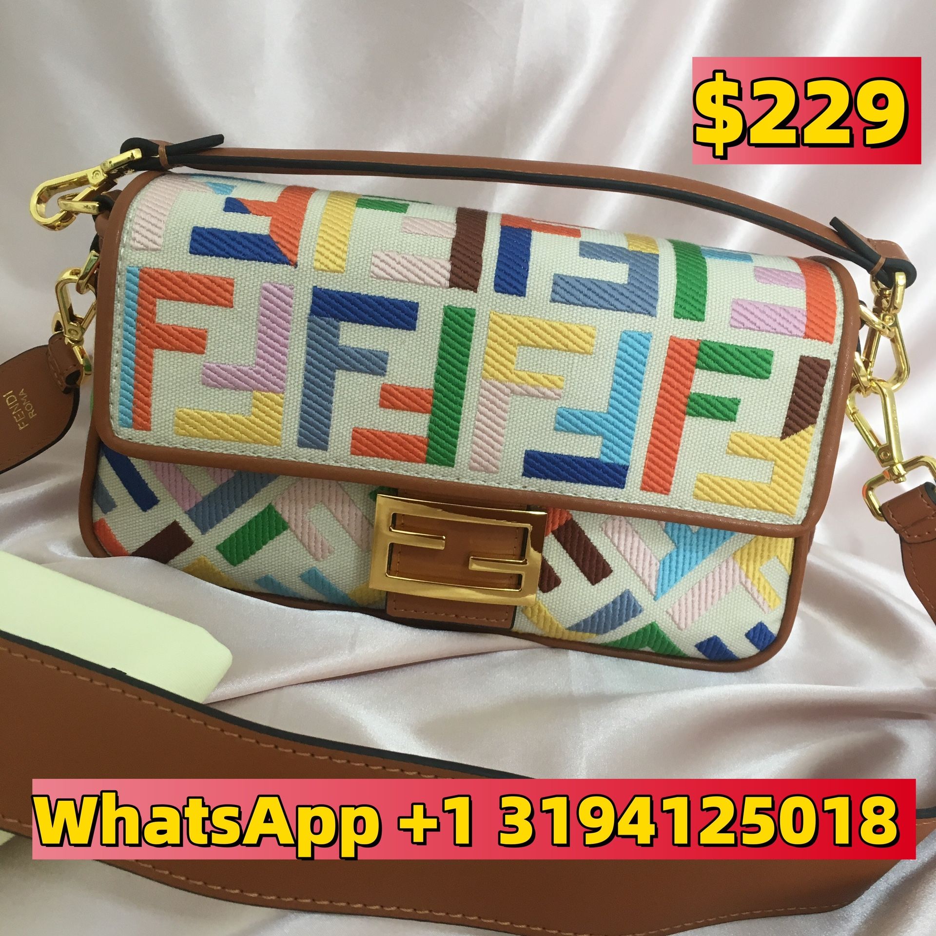 Presbyopic Fendi canvas messenger bag