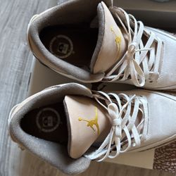 Air Jordan 3s