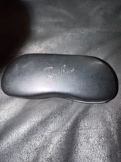 Ray ban frames 40$ with carrying case