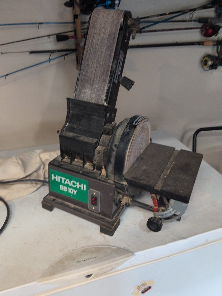 Hitachi Benchtop Sander