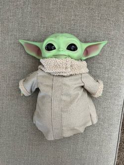 Baby Yoda toy