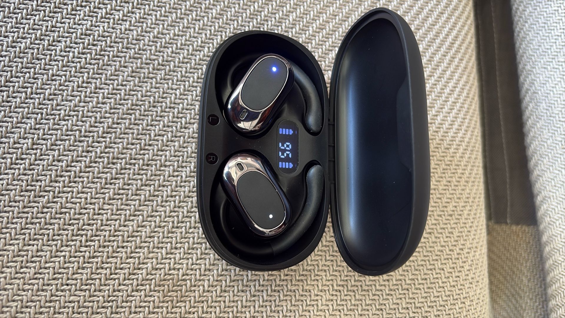 Wooask AI Translator Earbud Headphones