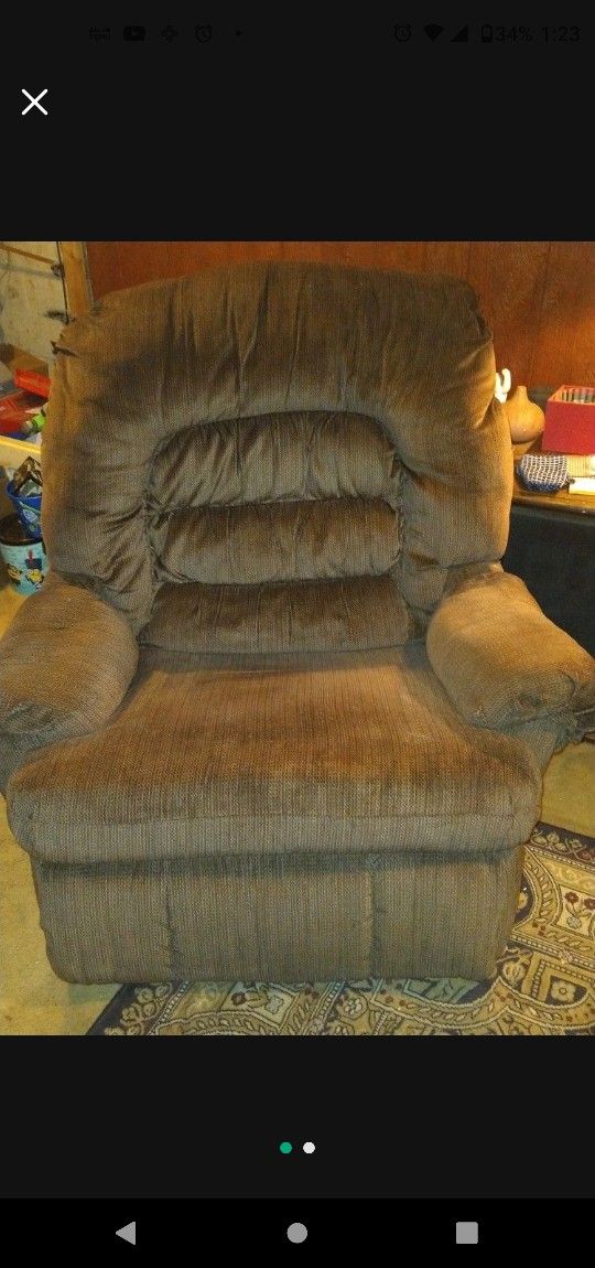 Comfy Oversized Recliner Chair