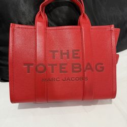 Marc Jacobs Medium Leather Tote Bag